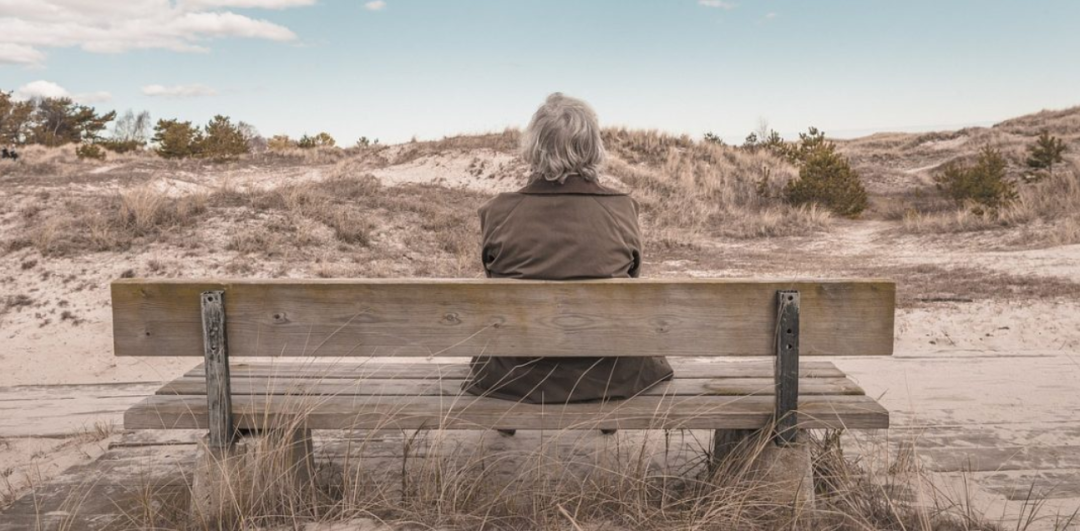 儿子高考688分，考入名牌大学，母亲却跳河轻生，看到遗书，儿子瞬间泪崩！