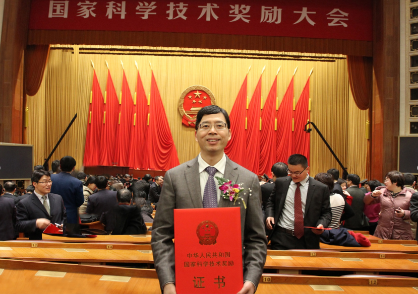 杭州师大谢恬教授抗癌新药榄香烯专利获中国发明专利金奖