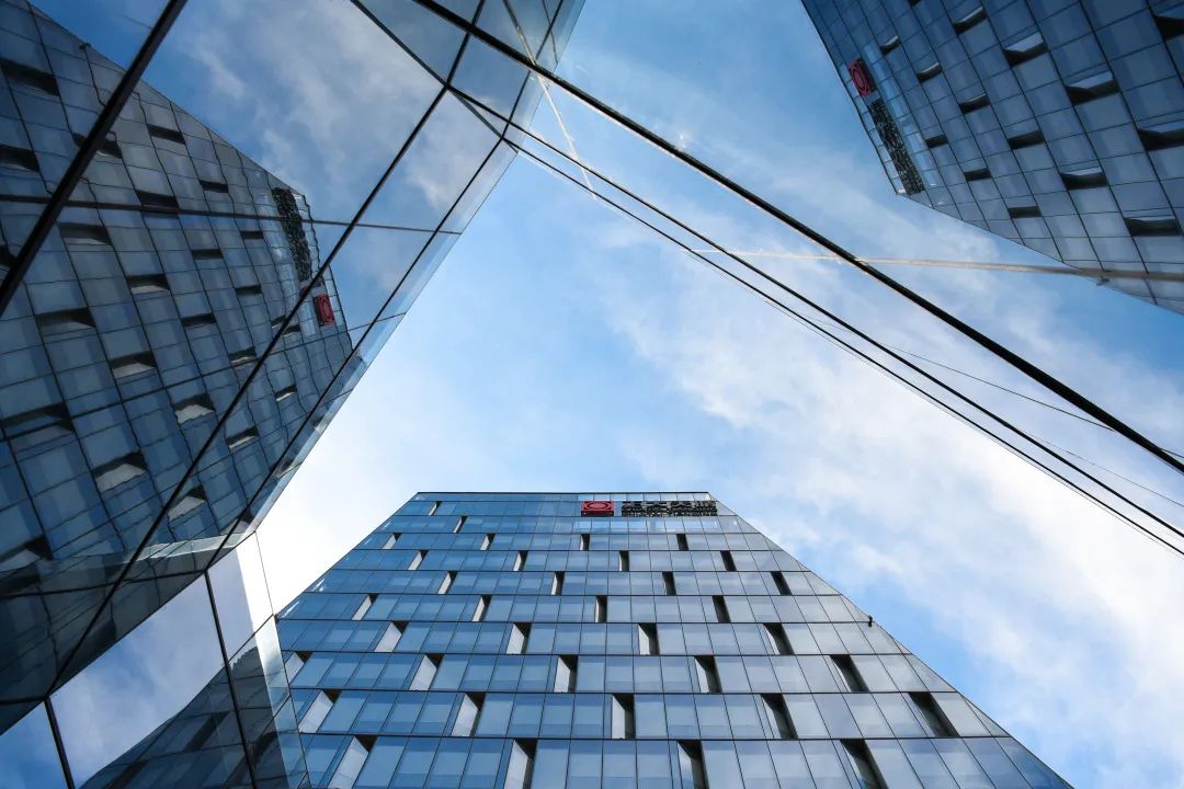 正大天晴TQB2450联合盐酸安罗替尼治疗复发 难治卵巢癌