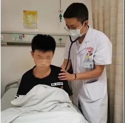 12岁儿子竟被查出肺癌晚期  妈妈崩溃说出几个细节  很多家长都没当回事