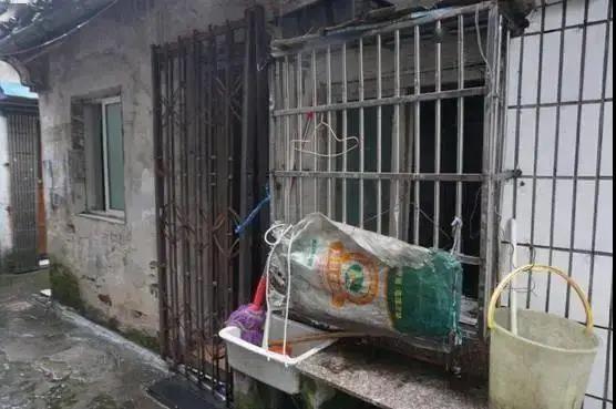 9万元/平米的老破小，你是否愿意倾家荡产买学区房？