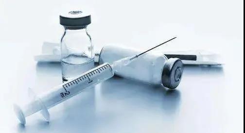 新冠疫苗的接种费用，该由谁来出？