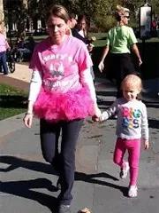 3岁患髓母细胞瘤  抗癌1年防复发 放疗界黑科技质子疗法功不可没！