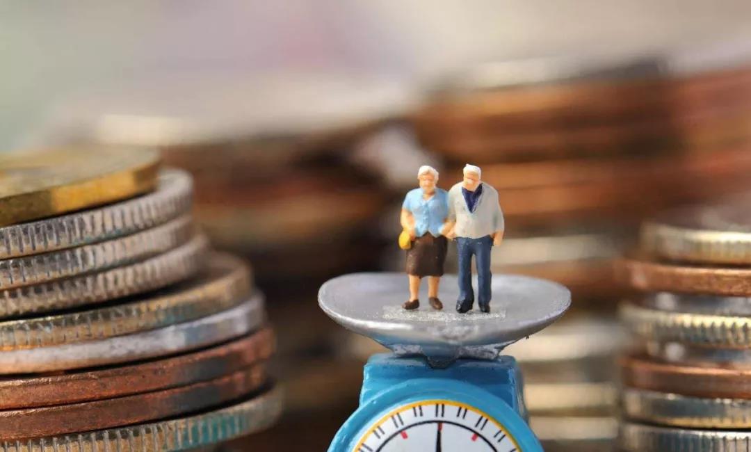 客户认可社保养老 怎么给他们推荐年金保险？