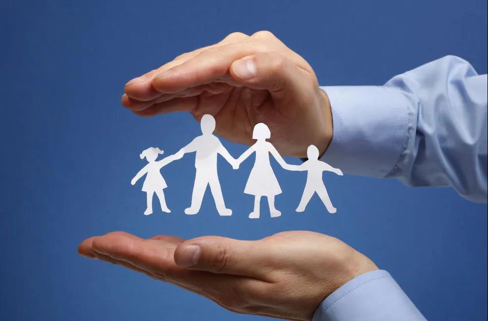 鼓励保险公司将医保目录外的合理医疗费用纳入保障范围