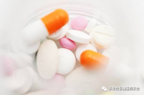 多发性骨髓瘤自体移植后多久复发？